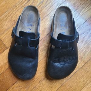 Birkenstock Boston Black Leather Soft Footbed Clogs 37 R